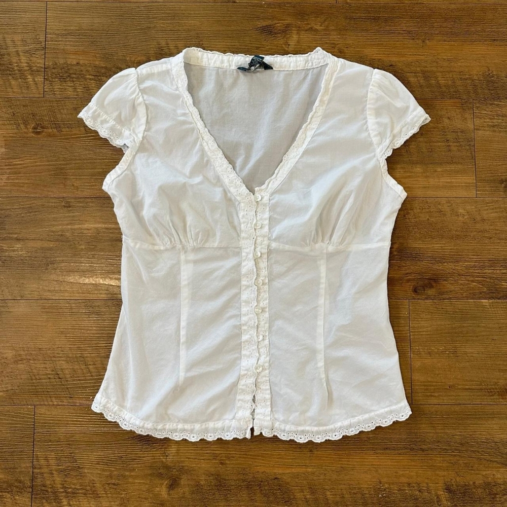 Elegant White Lace Trim Blouse
